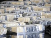 Marina de México incauta 4,4 toneladas de cocaína Paquetes de cocaína empaquetados y asegurados por la Marina de México tras operativo en el Pacífico.