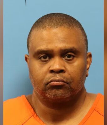 Arrestan a ofensor sexual por identidad falsa en Pelham Foto policial de Schmohn Juaquine Dunn, ofensor sexual arrestado en Pelham tras usar un nombre falso.