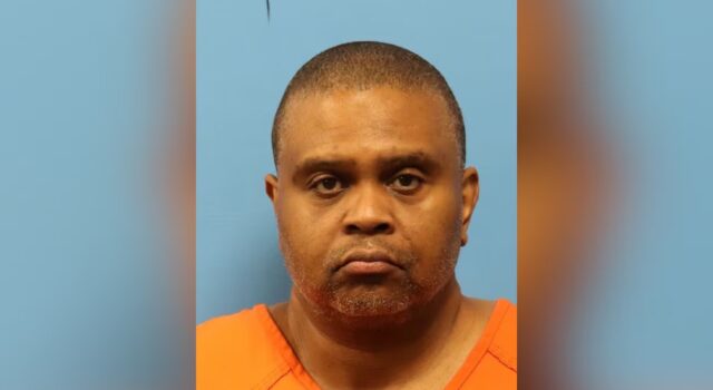 Arrestan a ofensor sexual por identidad falsa en Pelham Foto policial de Schmohn Juaquine Dunn, ofensor sexual arrestado en Pelham tras usar un nombre falso.