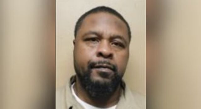 Alabama ratifica la pena de muerte por doble crimen de 2001 Retrato policial de Wakilii Brown, hombre condenado a la pena de muerte por doble asesinato en Alabama.