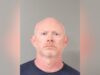 Agente en Alabama imputado por violación y trata Foto policial de ficha del arresto de Robert Nicholas Lisle acusado por delitos graves en Alabama.